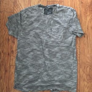 Gray palm tee